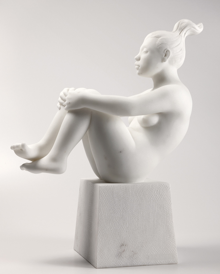Maria-Gamundi-Equilibrio-Marble-25x50x60cm